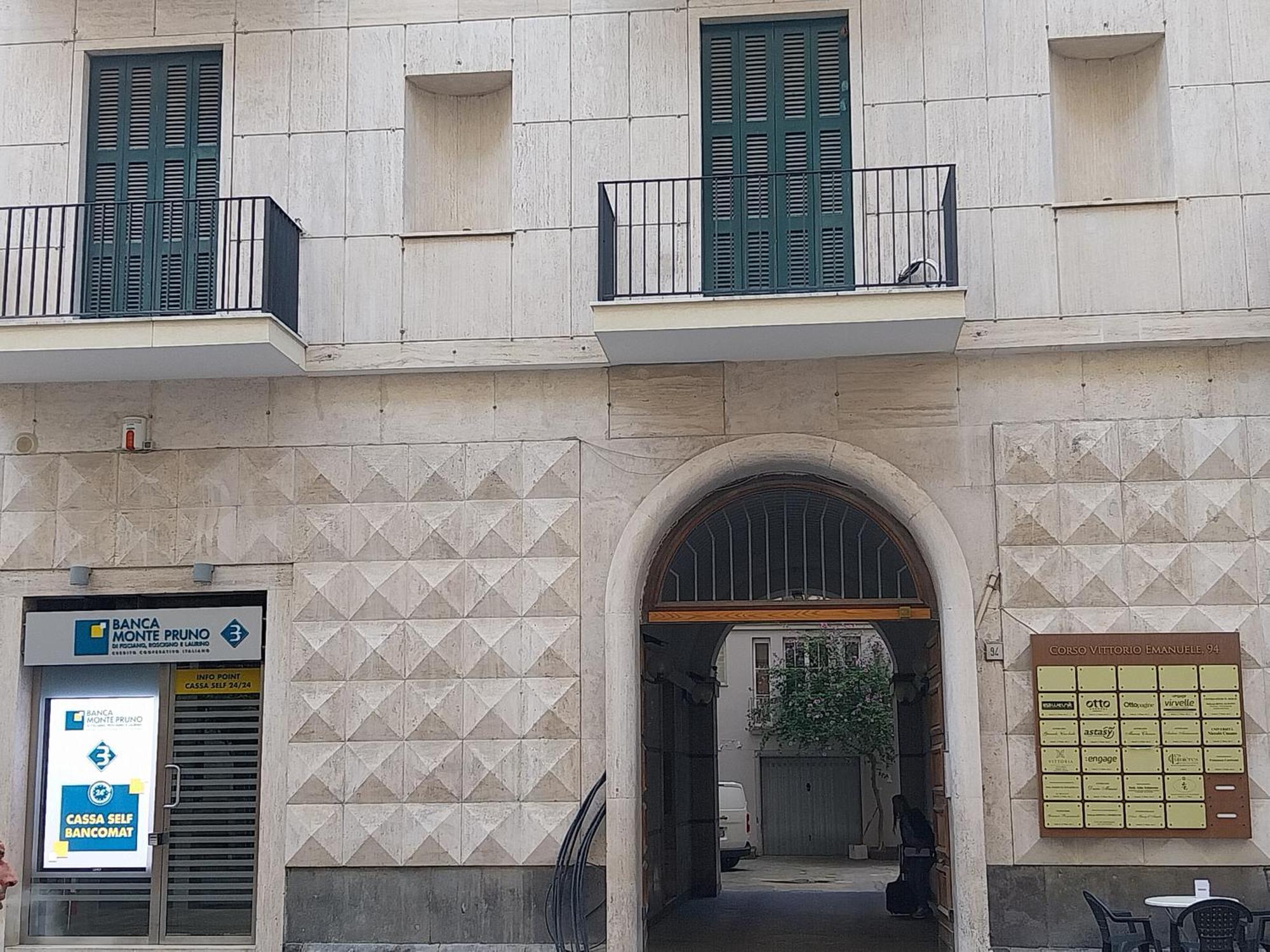 Casa Vacanza La Maison De Losyram Art Salerno Zewnętrze zdjęcie