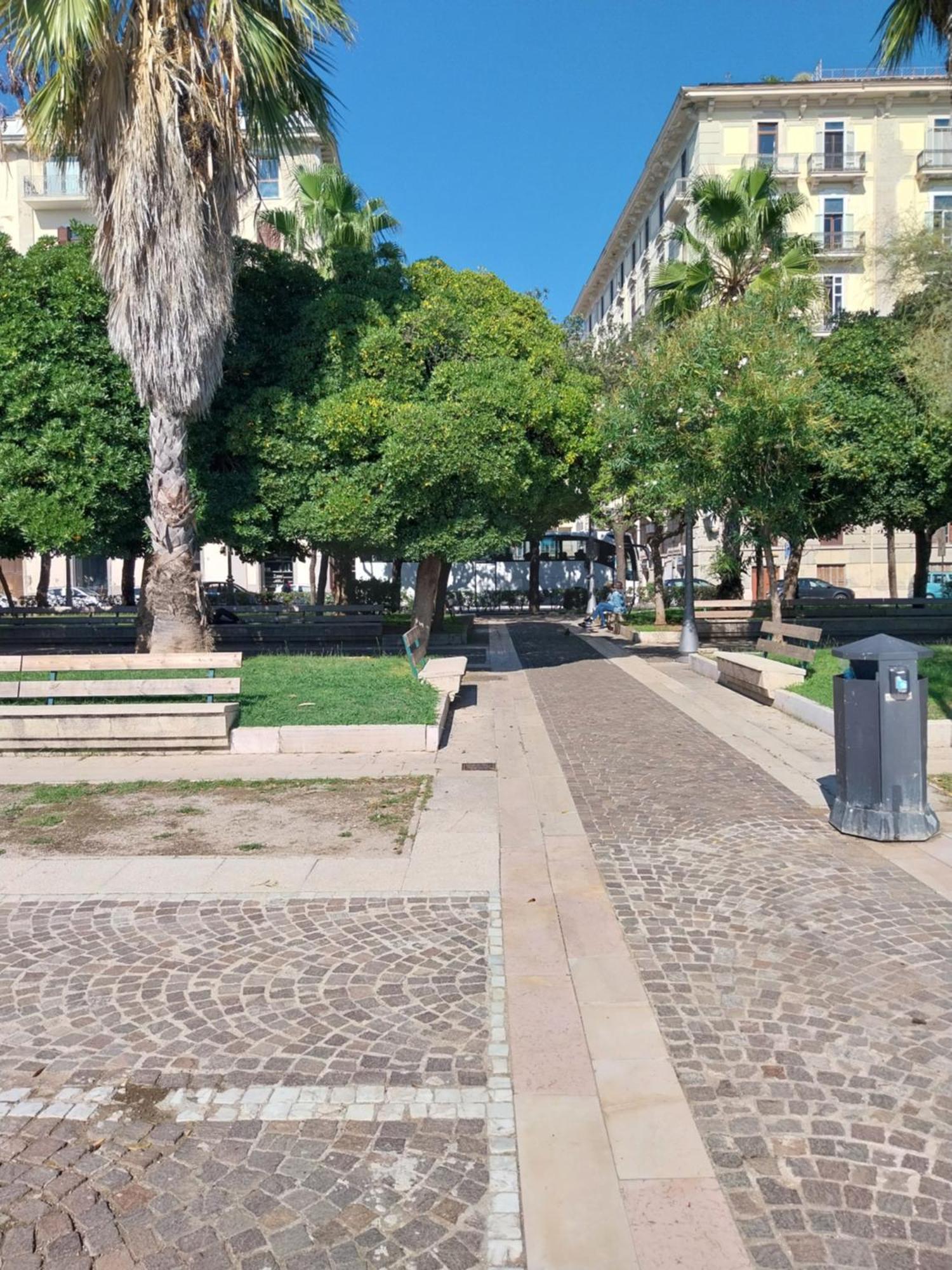 Casa Vacanza La Maison De Losyram Art Salerno Zewnętrze zdjęcie