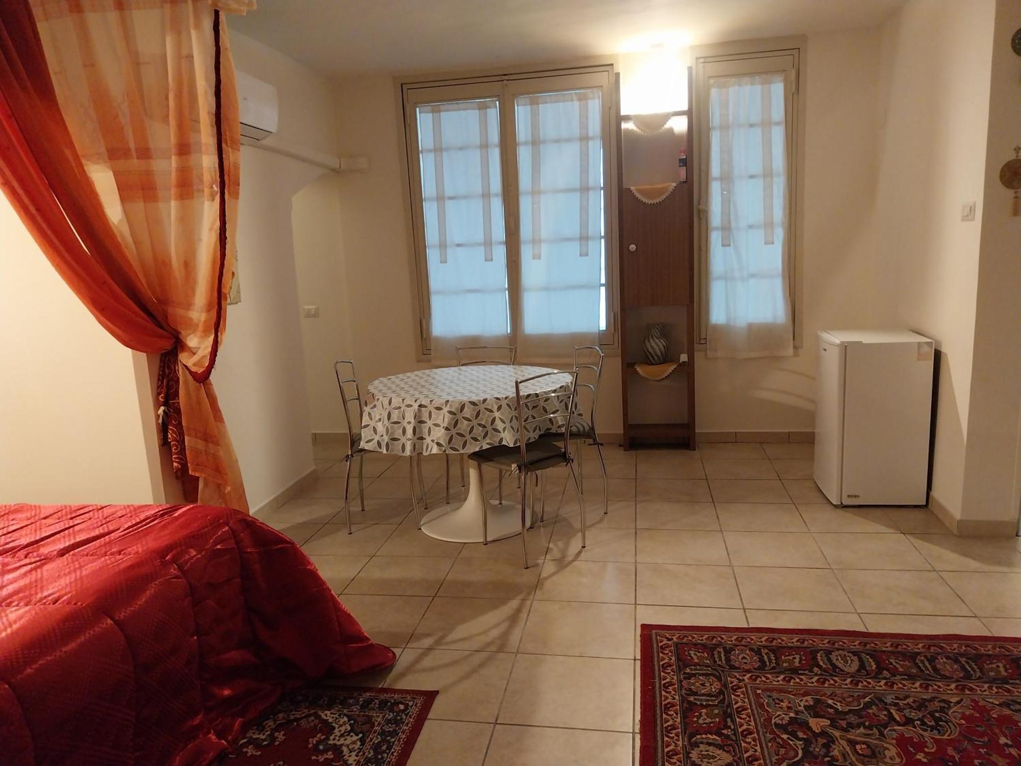 Casa Vacanza La Maison De Losyram Art Salerno Zewnętrze zdjęcie