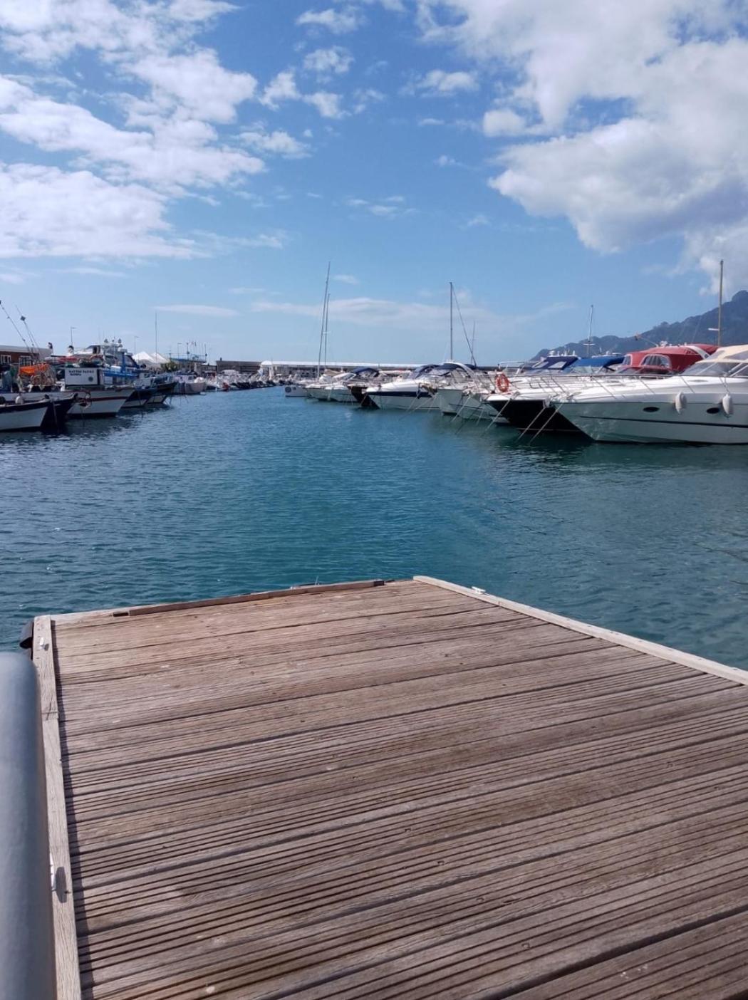 Casa Vacanza La Maison De Losyram Art Salerno Zewnętrze zdjęcie